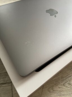 MacBook Pro 13" (2022) – M2 / 8GB RAM / 256GB SSD / 88% - 9