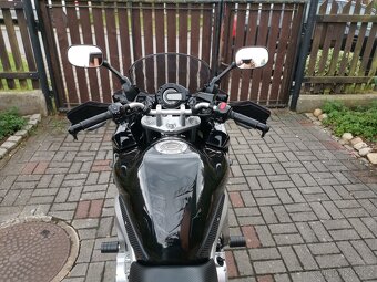 Yamaha FZ6 Fazer - 9