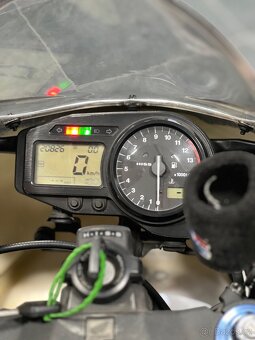 Honda CBR 954RR Fireblade 2003 - 9