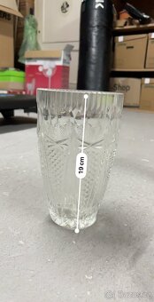 Broušené sklo 2x váza, popelník a miska s víčkem - 9