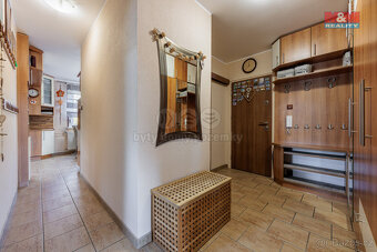 Prodej bytu 4+1, 77 m², Chodov, ul. Husova - 9