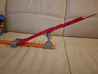Hot wheels mix - 9