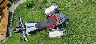 Yamaha tenere 700 - 9
