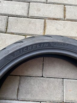 Mischelin 190/55 zr17 - 9