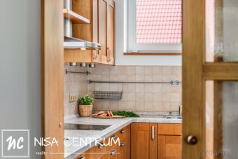 Prodej rodinného domu 270 m2 ve Stráži nad Nisou - 9
