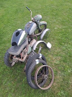 Jawa Pérák 250, 1947 - 9