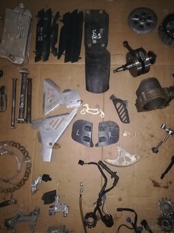 Suzuki RMZ 450 2007 na dily - 9