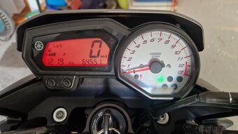 Yamaha fz8 - 9