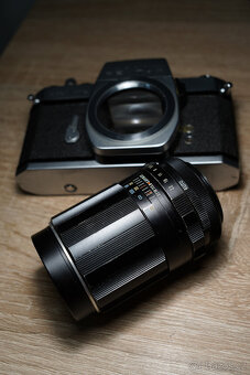 Asahi Pentax Spotmatic SP + Super Takumar 135mm f/3.5 - 9