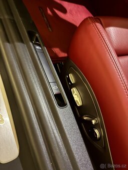 Porsche Cayman 718 zánovní 8.000 km - 9