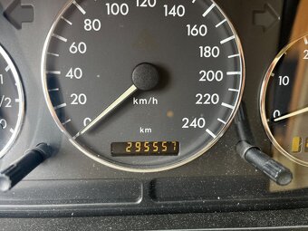 Mercedes-Benz ML 270CDI - 9