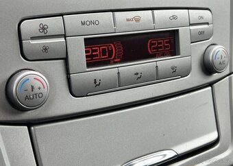 Ford Mondeo 1.6i 16v KLIMATIZACE ALU NAVI manuál 92 kw - 9