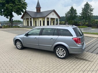 Opel Astra Caravan 1.6 16V dovoz DE - 9