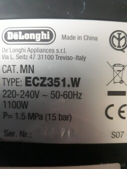 KÁVOVAR ZN. DELONGI 220 V. - 9