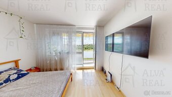 Pronájem bytu 2+kk 58 m² se šatnou a balkónem, v Brně-Med... - 9