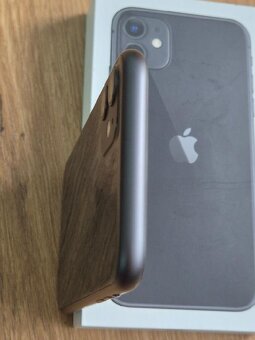 iPhone 11 128gb kapacita baterie 94% - 9