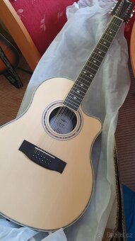 12 strunná elektroakustická kytara Roundback Styl OVATION. - 9