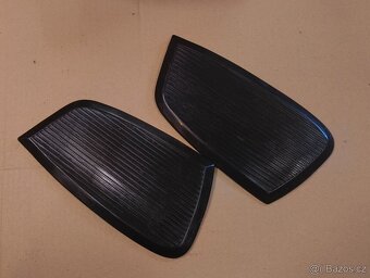 Nákolenice gumové boky nádrže ČZ 125 175 477 476 Aprilia - 9