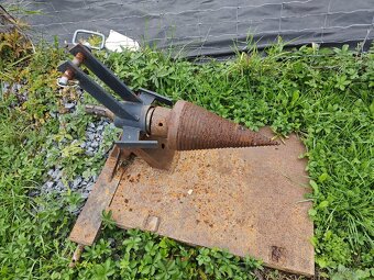 Malotraktor Iseki TA 230D + příslušenství - 9