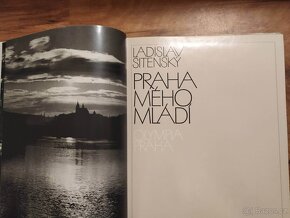 Praha - různé knihy - 9