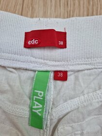 Esprit, Bílé 3/4 letní kalhoty vel.38 - 9