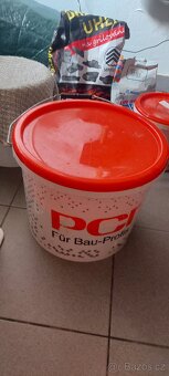 Směs stavebních / malířských potřeb (zbytky) - 9