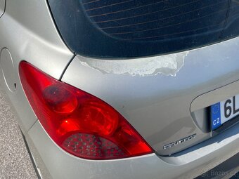 Peugeot 207 1.4 - 9