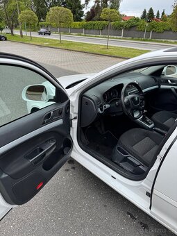 Škoda Octavia 2 kombi 1.4 TSI DSG - 9