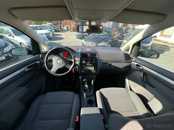 Volkswagen Touran 1.4 TSI najeto 143tis bez koroze - 9