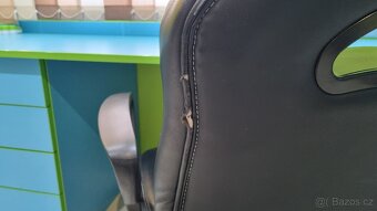 Postel + psací stůl  + židle - dětský pokoj - 9