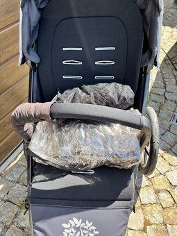 Thule Urban Glide 2 Black 2021 - 9