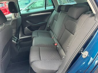 Škoda Superb 3 2.0 TDI 110kW DSG Tažné Webasto Navi Kamera - 9