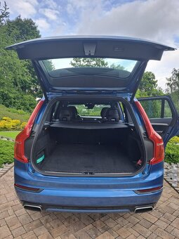 Volvo XC90 - 9