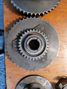 Jawa 175,250,350 kývačka+panelka díly motoru - 9