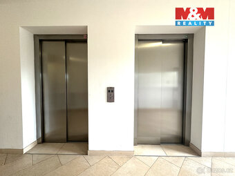 Pronájem bytu 1+kk, 37 m², Praha, ul. Nademlejnská - 9