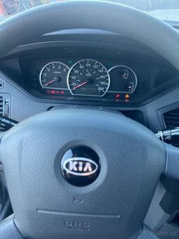 Kia Carens 2.0 CRDI r. 2005 - 9