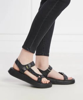Nové sandály zn. Blauer vel.39 - 9