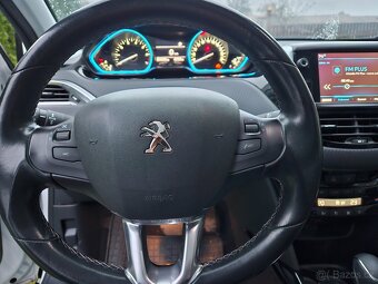 PEUGEOT 2008 ALLURE, 110k, AUTOMAT, PANORAMA, PRVNÍ MAJITEL - 9