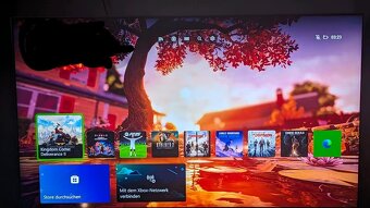 Prodám Xbox series x + 2 ovladače + bezdrátová sluchátka Mic - 9