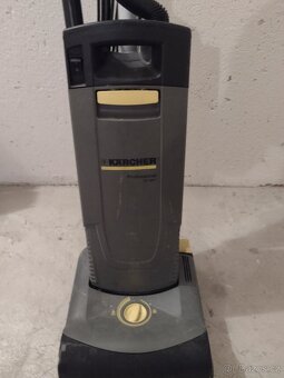 VYSAVAČ KARCHER - 9