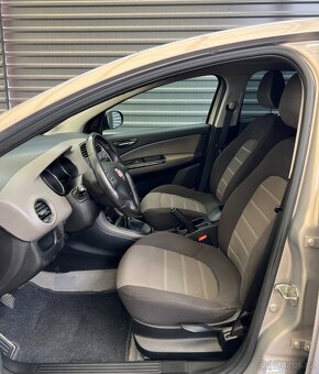 Fiat Bravo, 66 kW, 1.4i, KLIMA, PANORAMA - 9