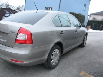 Škoda Octavia HB 1.4 Mpi - 9