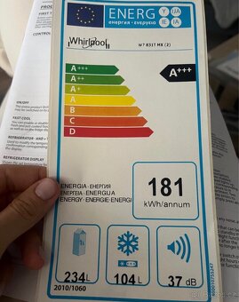 Lednička značky Whirlpool - 9