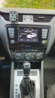 Škoda Octavia kombi, 2.0 TDI, DSG, NAVI, STK do 9/26 - 9
