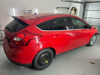 Ford focus 1.6L ecoboost 110kw titanium rok 2011 - 9