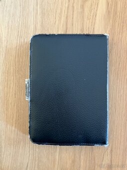Čtečka Amazon Kindle Touch - 9