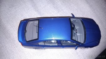 1:18 skoda octavia Rs - 9