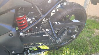 Suzuki DL1000 V-Strom - 9