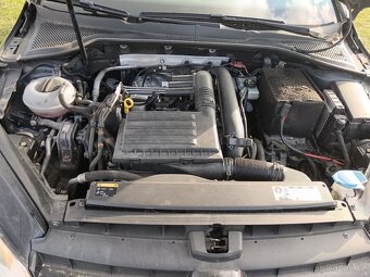 Golf VII 1.2 TSI 77kw ALU výhřev pekny - 9
