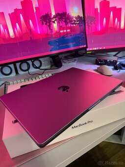 MacBook M1 Pro 16” / 1TB / 16GB Ram / Stříbrný - 9